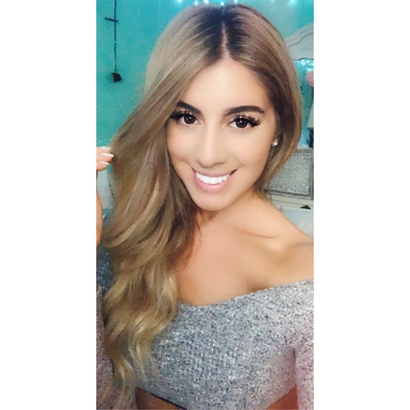 Meet your Posher, Christina - Picture 1 of 1